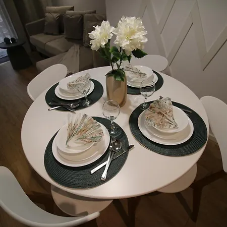 Trevilles Apartamenty Urocza Szrenica Lejlighed